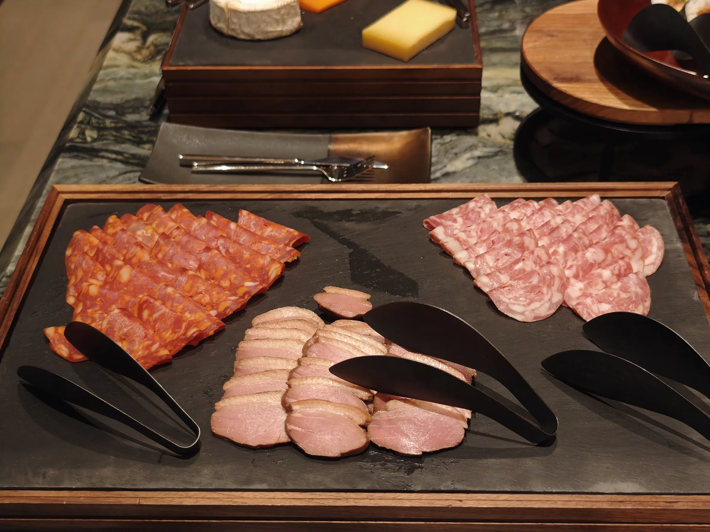 イブニングの冷製肉類(2025年下半期)