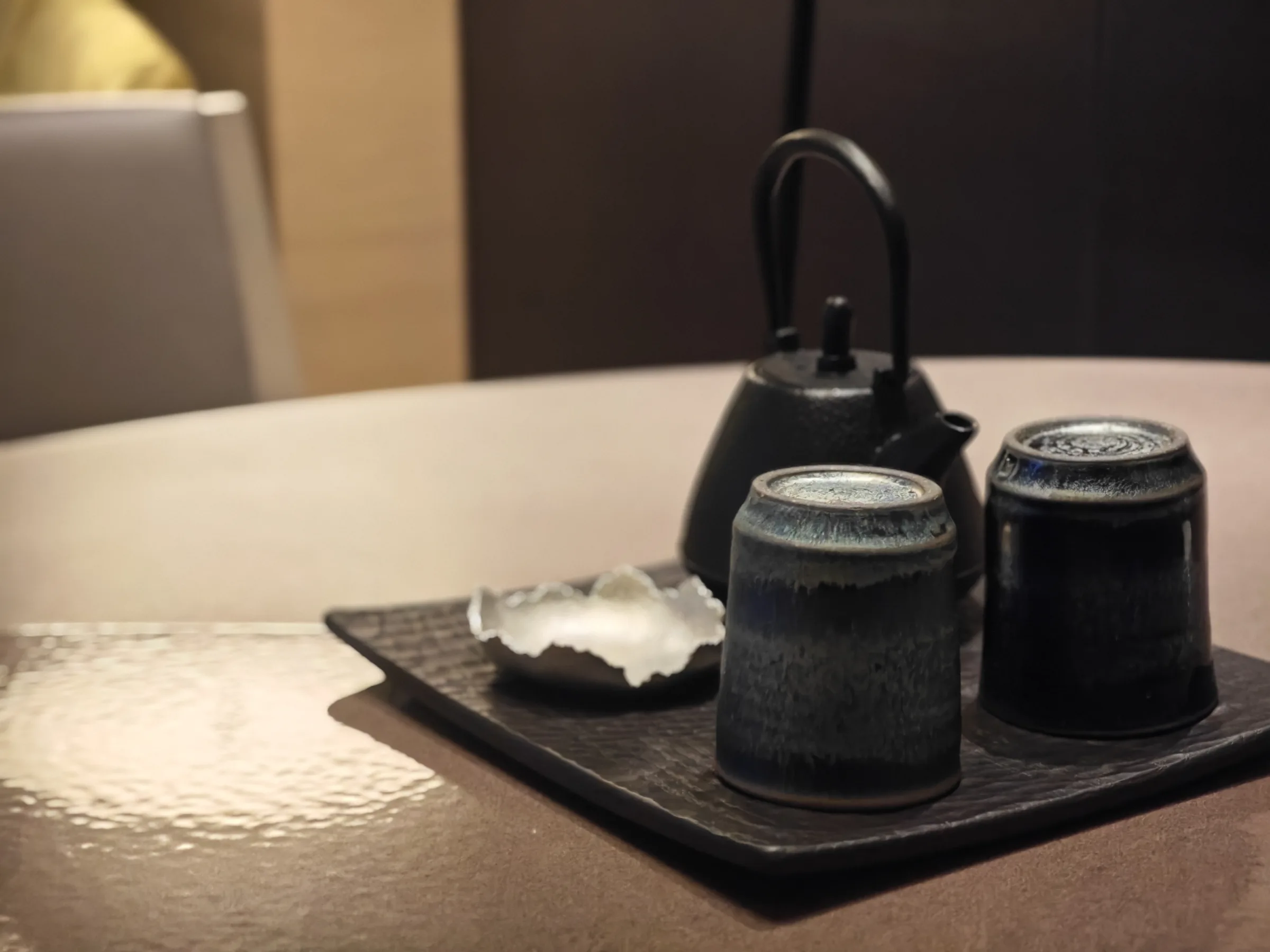客室の茶器(2025年下半期)