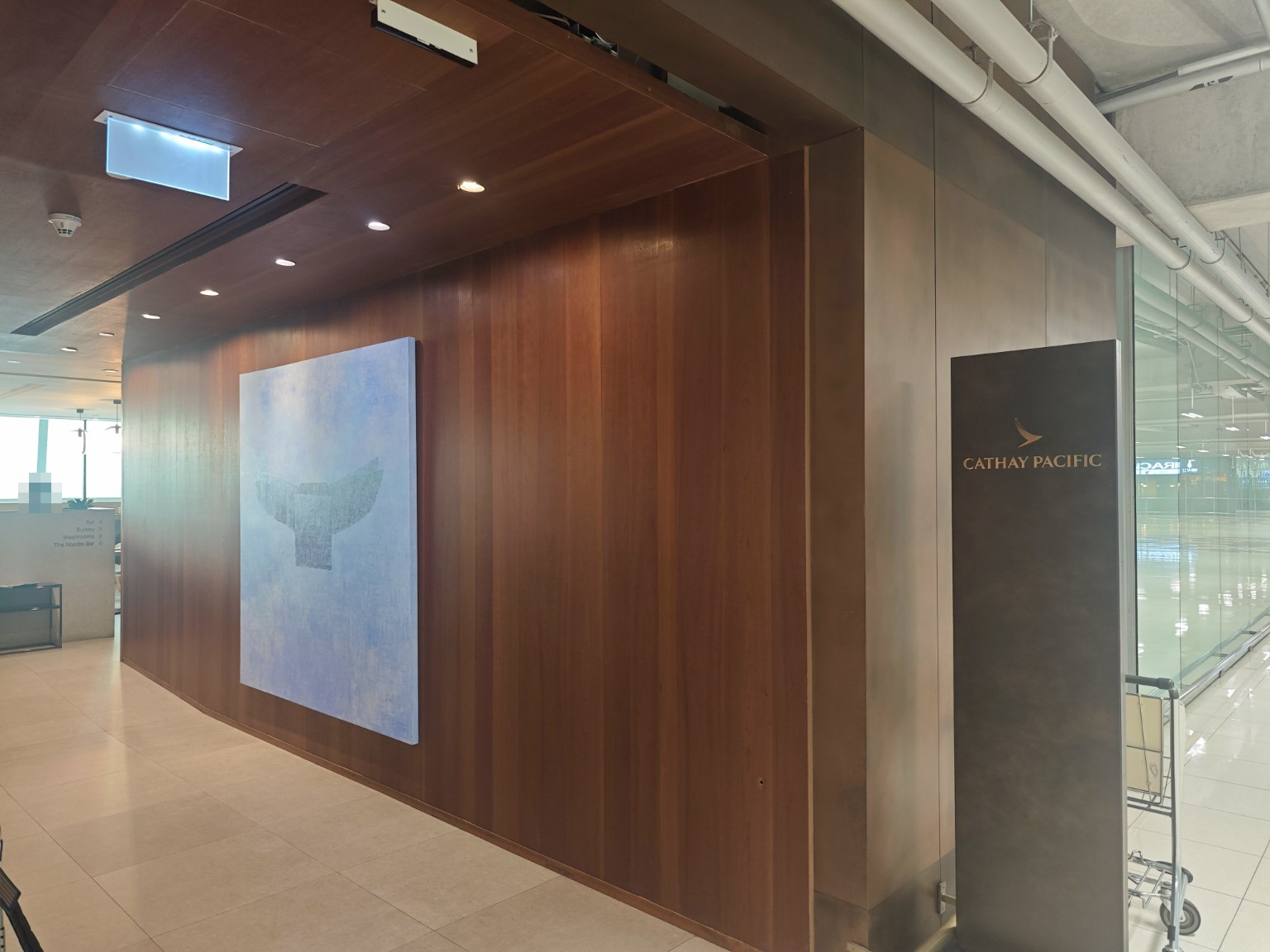Cathay Pacific Loungeの入口