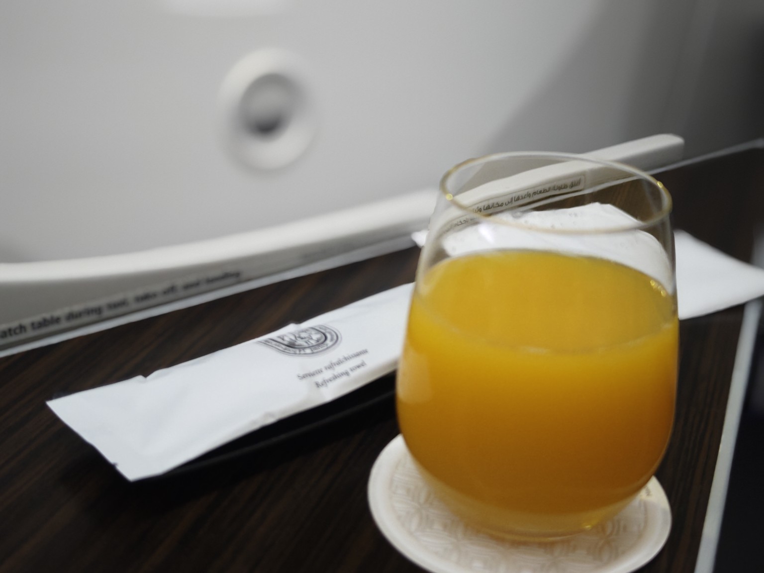 機内のオレンジジュース