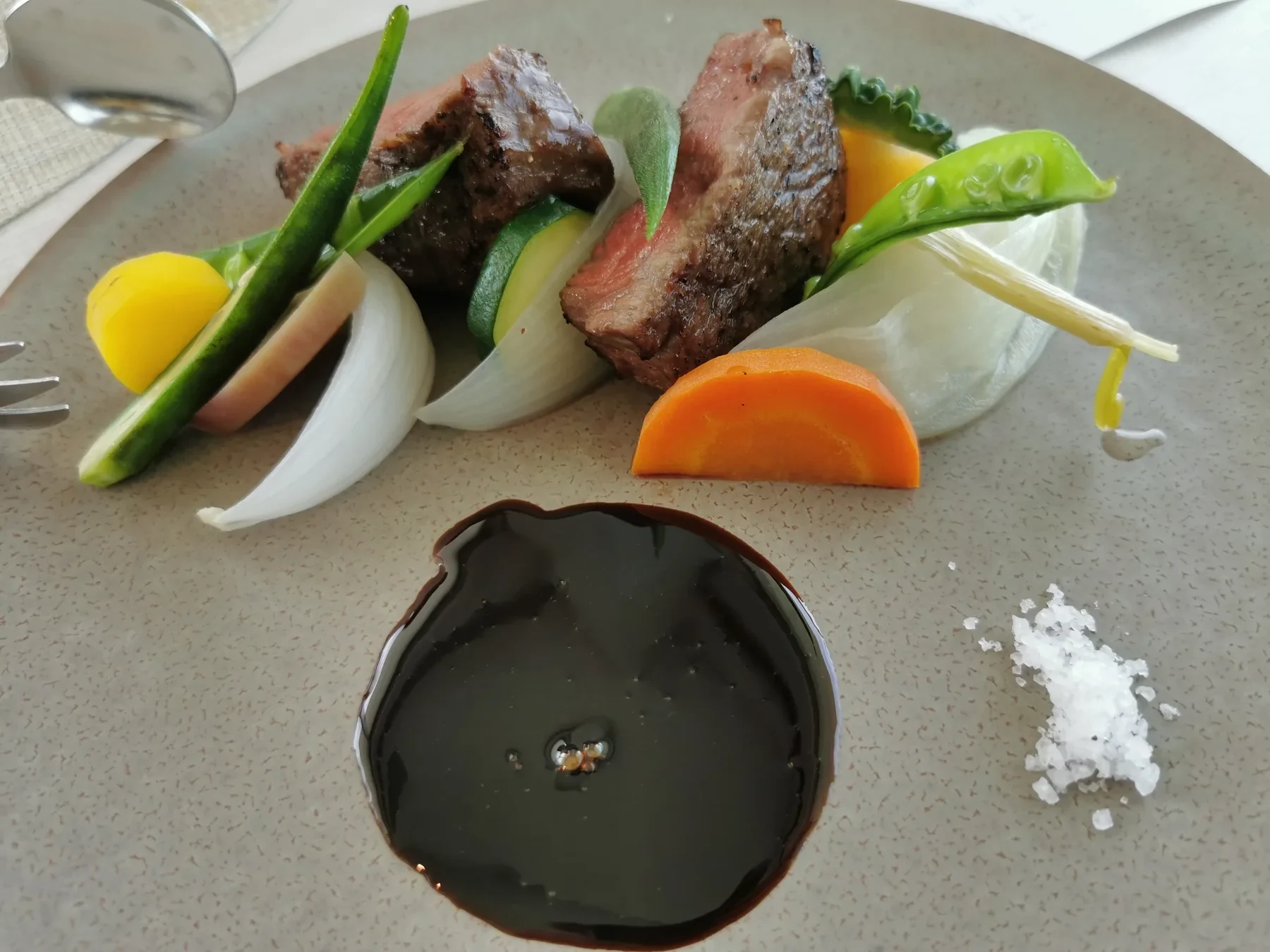 館内レストランでいただいたランチの一例