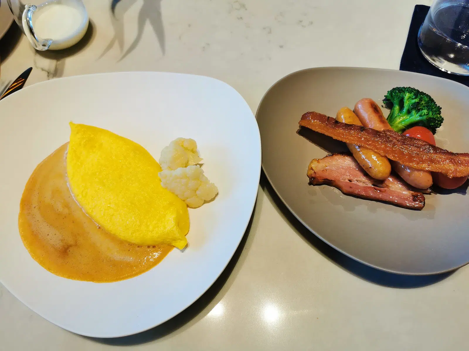 卵料理と温菜。
