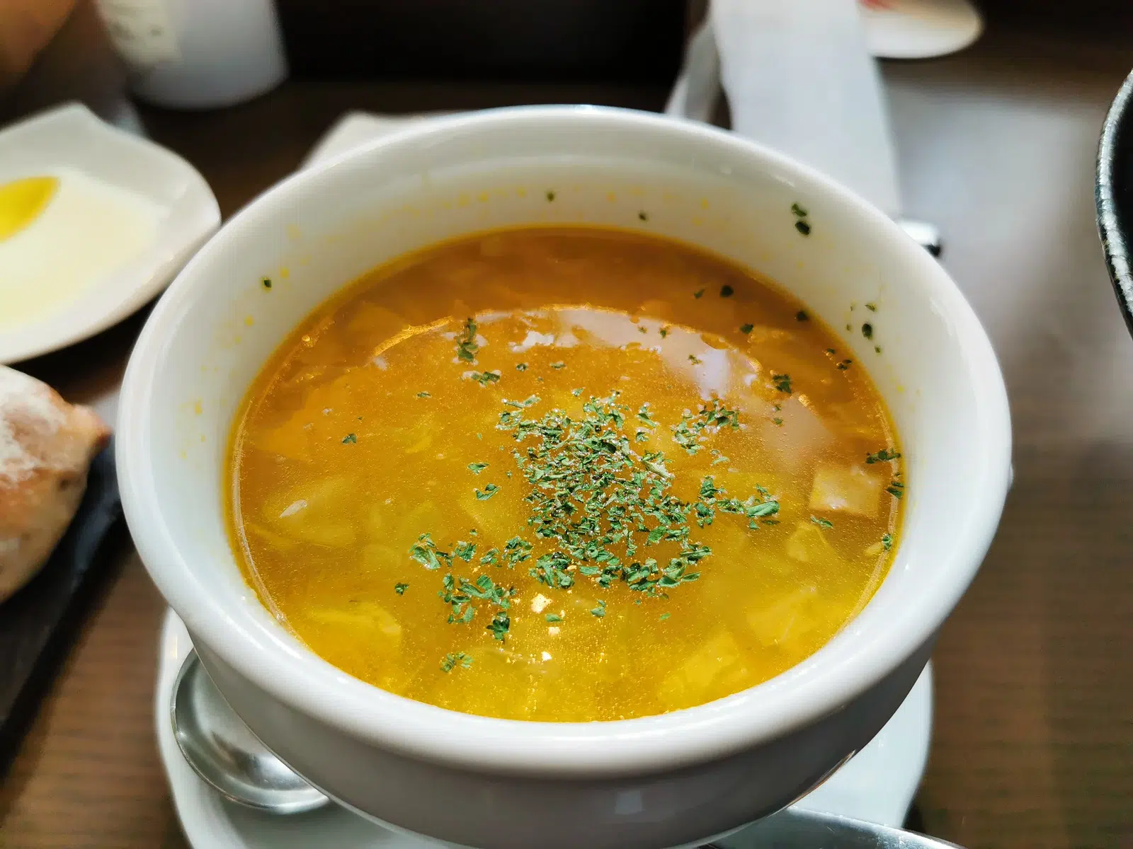 館内Diningの料理の一例。